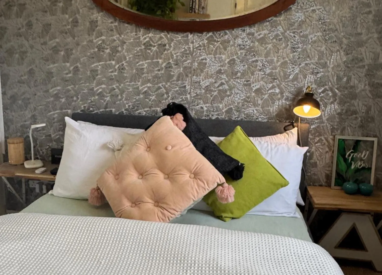 Homestay Private Room In A Stylish Flat London